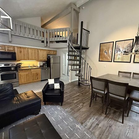 Boyne Mountain Condo -Sleeps 12 Boyne Falls ภายนอก รูปภาพ